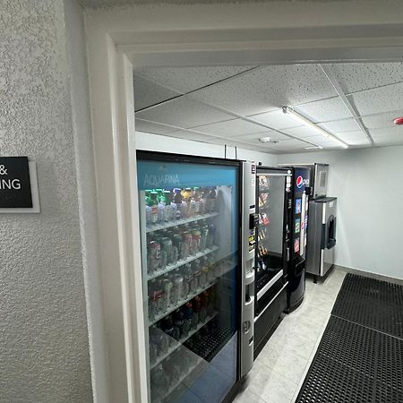 Motel 6 East Syracuse, Ny - Airport Exterior photo