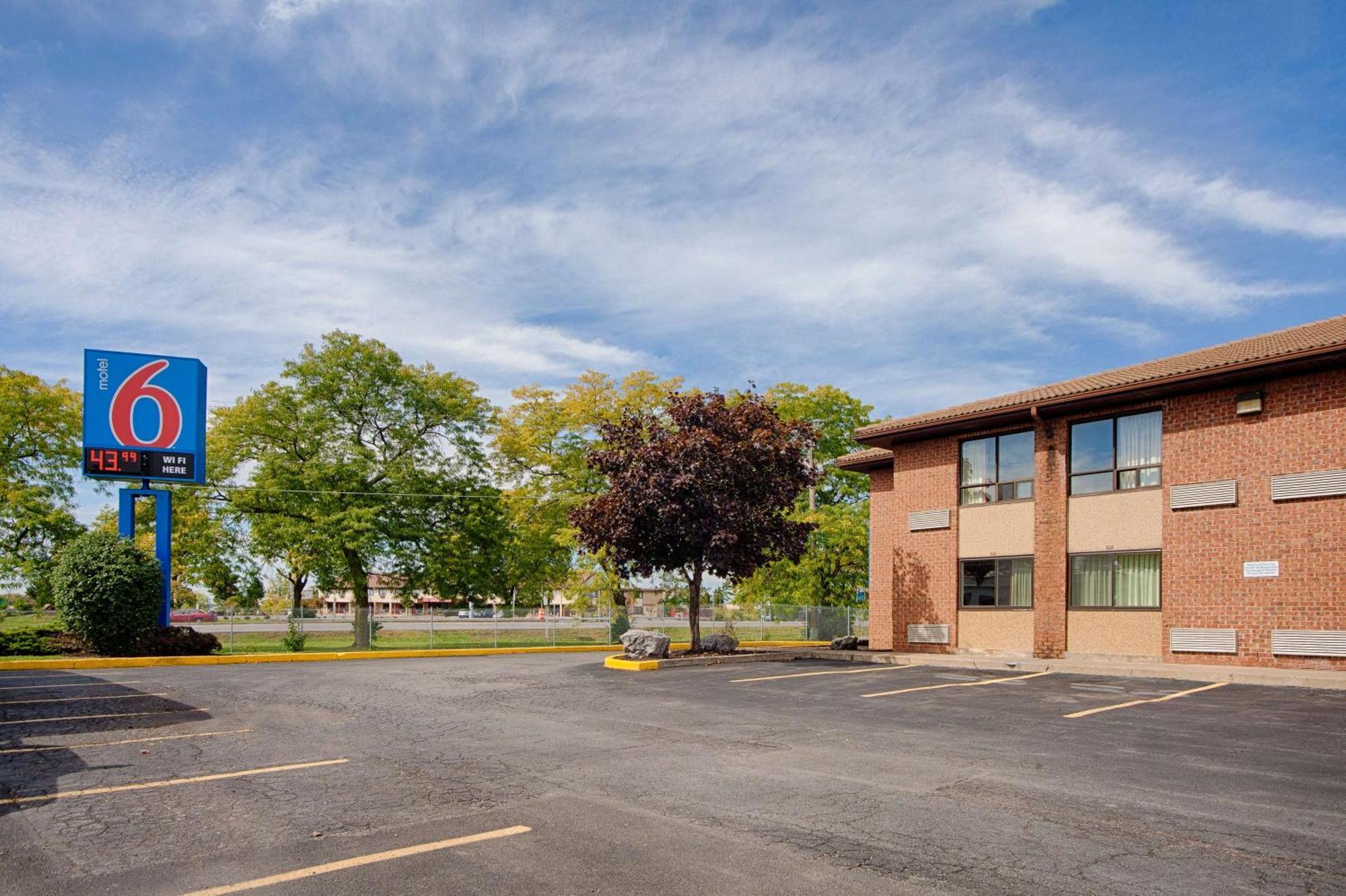 Motel 6 East Syracuse, Ny - Airport Exterior photo