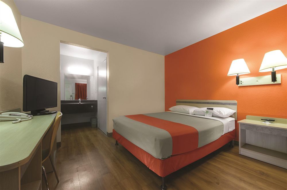 Motel 6 East Syracuse, Ny - Airport Exterior photo